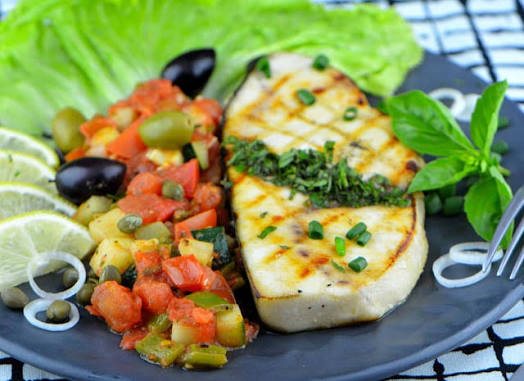 Recette de longe d'espadon grillée au citron et aux herbes